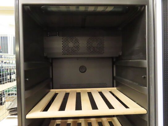 Vinkøleskab, VESTFROST WFG185