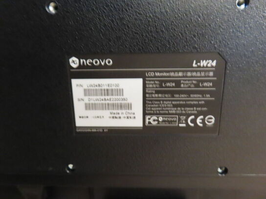 2 stk. 24" monitorer AOC/NEOVO