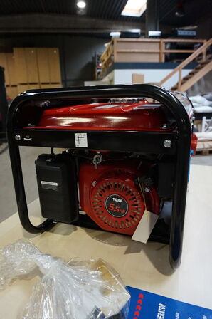 KraftWorld KW8500 Benzin generator Silent 