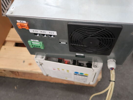 Batteri SOLAX POWER og div. På billedet