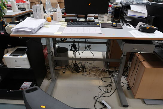 El. hæve/sænke skrivebord uden indhold