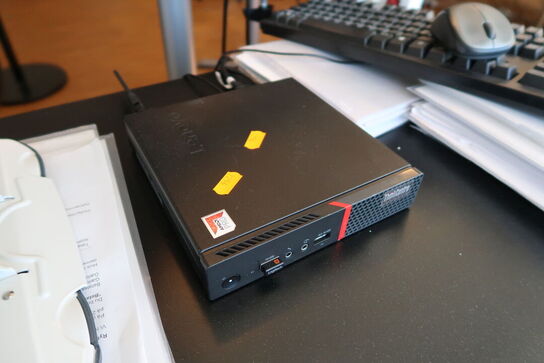 Computer LENOVO ThinkCentre M715q