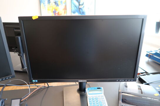 2 stk. computerskærme SAMSUNG S24E450, tastatur, mus, computer LENOVO