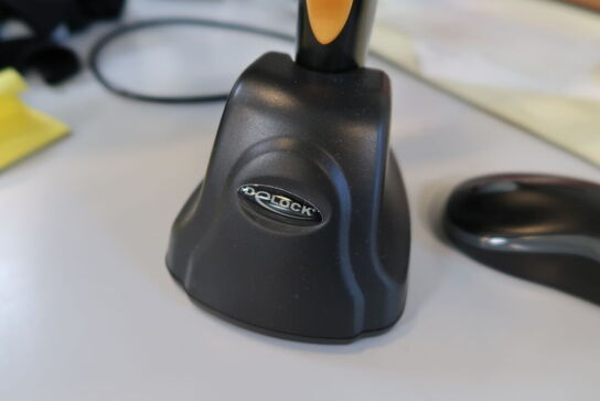 Computerskærm HP, tastatur, håndscanner, computer LENOVO