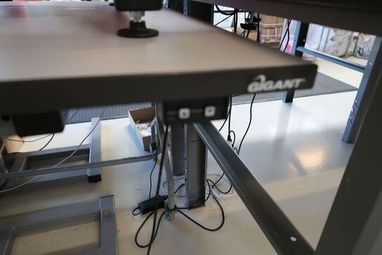 El. hæve/sænke skrivebord uden indhold