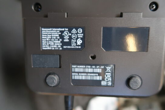 3 stk. håndholdscanner HONEYWELL med ladestationer