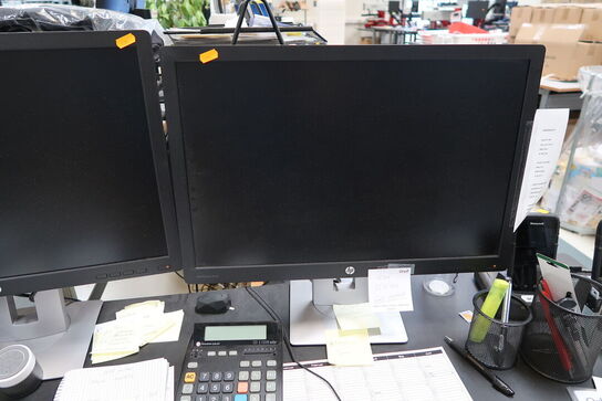 2 stk. computerskærme HP EliteDisplay E242, tastatur, mus 