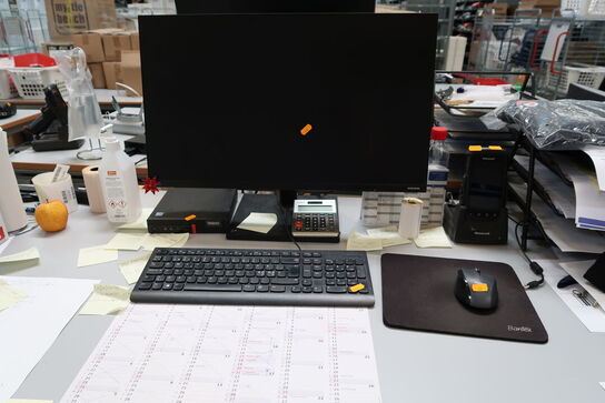 Computerskærm SAMSUNG, tastatur, håndscanner, computer LENOVO