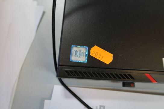 Computerskærm LENOVO, tastatur, håndscanner, computer LENOVO