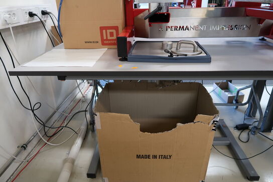 El. hæve/sænke skrivebord uden indhold