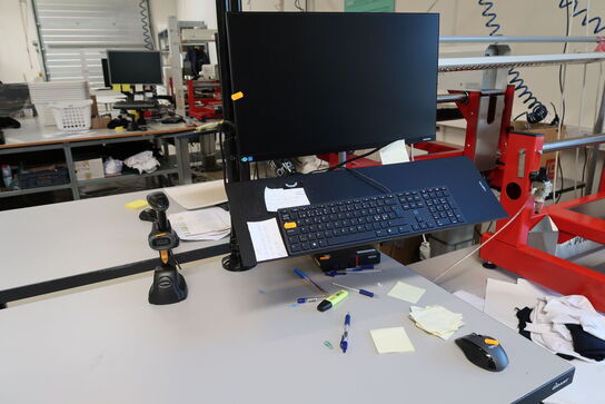 Computerskærm LENOVO, tastatur, håndscanner, computer LENOVO