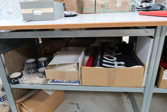 Pakkebord uden indhold, pakkeemballage medfølger