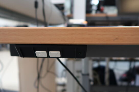 El. hæve/sænke skrivebord uden indhold