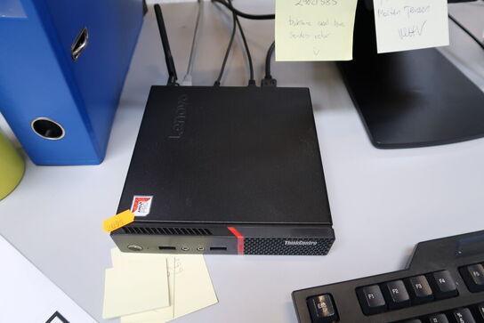 Computerskærm HP, tastatur, håndscanner, computer LENOVO