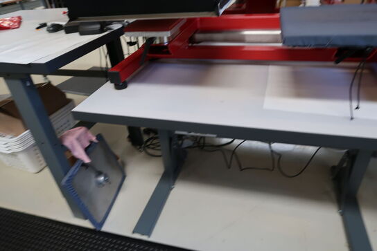 El. hæve/sænke skrivebord uden indhold