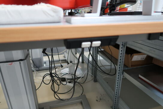 El. hæve/sænke skrivebord uden indhold