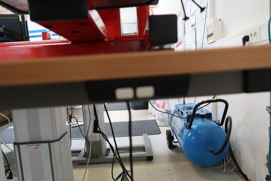 El. hæve/sænke skrivebord uden indhold