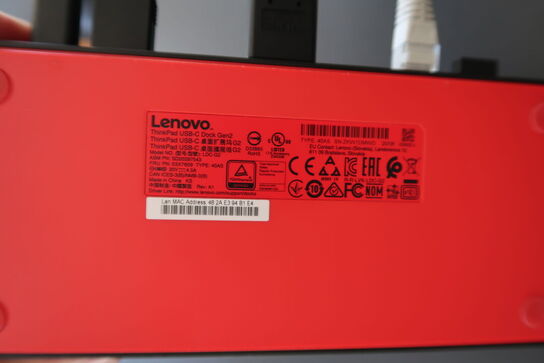 Computerskærm SAMSUNG U28R552UQR, Dockingstation ThinkPad USB-C Dock Gen2