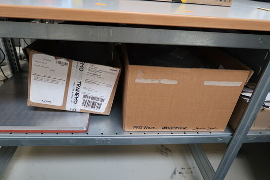 Pakkebord uden indhold, pakkeemballage medfølger