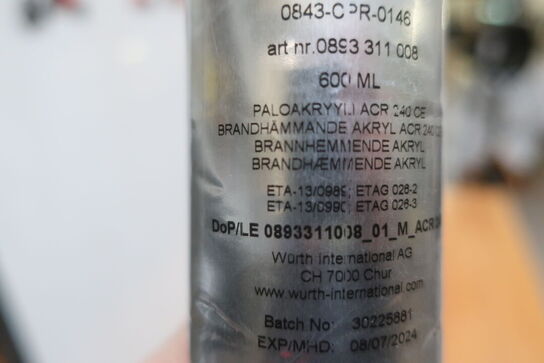 37 stk. brandhæmmende akryl 600 ml " se dato"