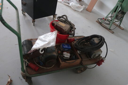 Vogn inkl. indhold (elmotorer m.v.)