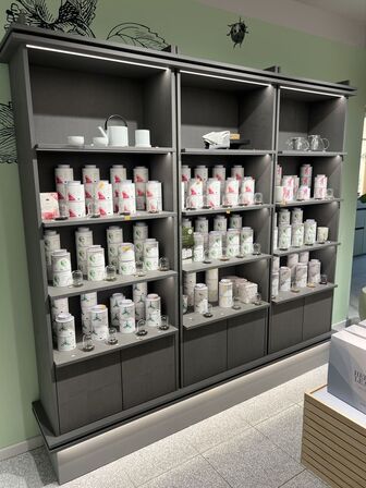 Reolsystem m. LED lys under hylderne 227x220x42cm - UDEN INDHOLD