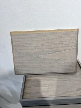 Displaystand m. løse plader 71x49x83/89 cm