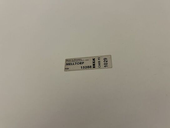 Spisebord IKEA inkl. tæppe