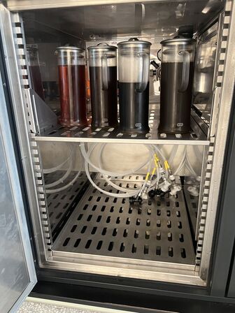 Bardisk m. køleanlæg 80x104x340cm, FELLOW vandkoger m.v.