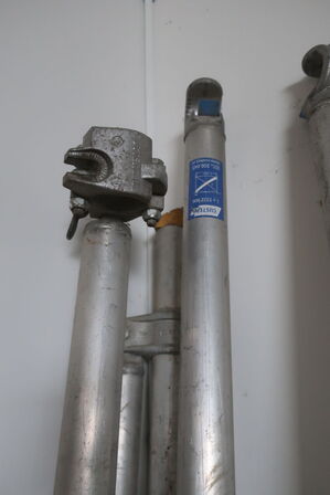 Div. stillads CUSTERS