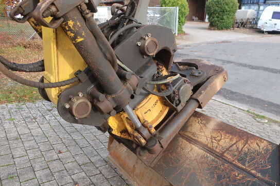 9T Gravemaskine WACKER NEUSON ET90 årg. 2021 m. ENGCON tiltarm
