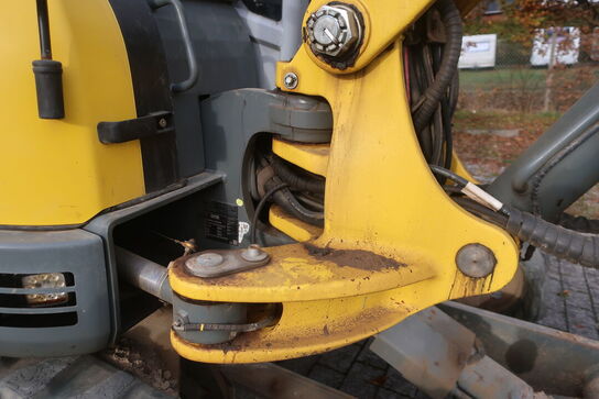 9T Gravemaskine WACKER NEUSON ET90 årg. 2021 m. ENGCON tiltarm