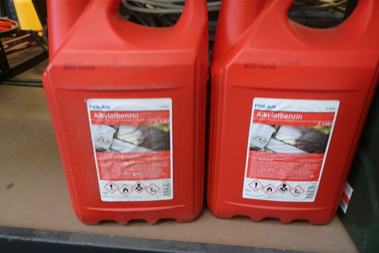 Alkylatbenzin, sprinklervæske m.v. (se billeder)