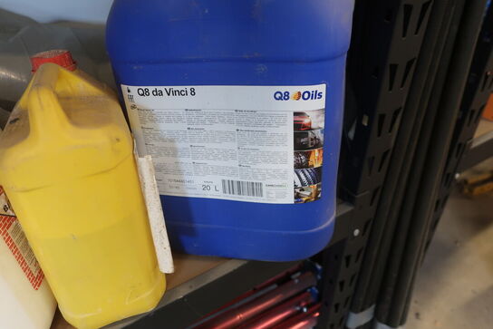 Indhold på tre hylder (se billeder)