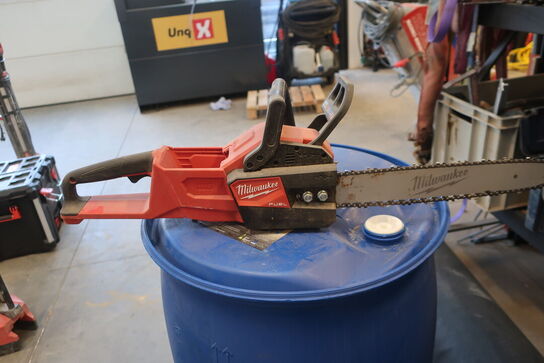 Kædesav MILWAUKEE (akku)