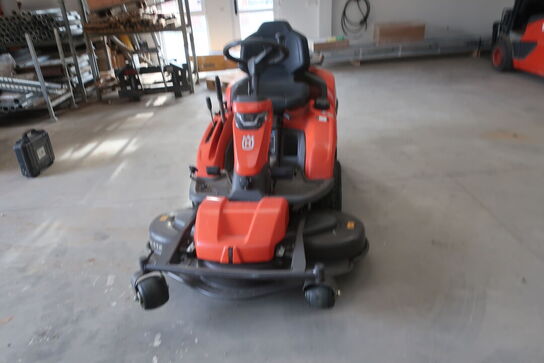 Plænetrakter HUSQVARNA R 316TsX AWD