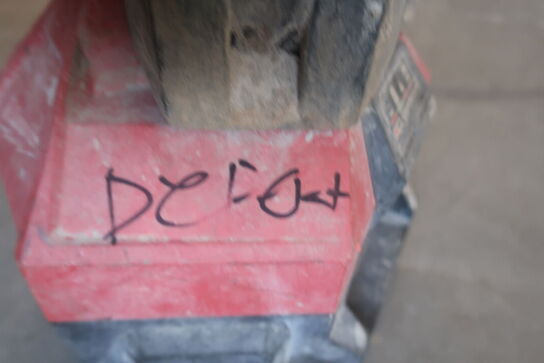 Arbejdslampe MILWAUKEE (akku)