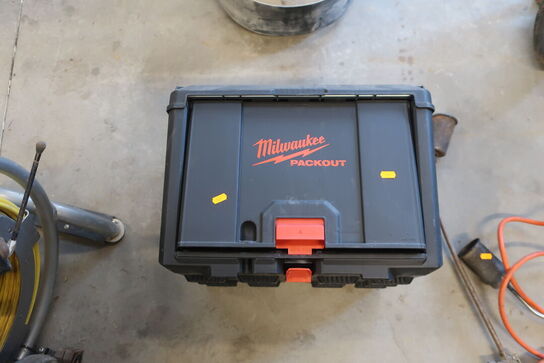 Tom MILWAUKEE værktøjskasse