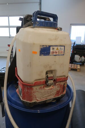 Ukrudtssprøjte m. vest MILWAUKEE M18 BPFPH (akku)