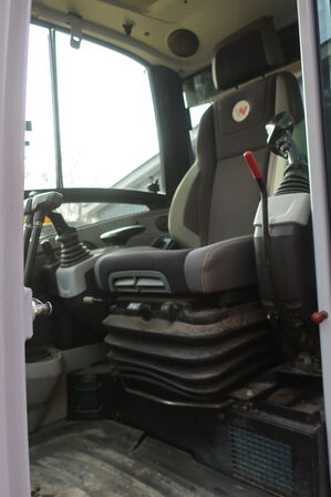 9T Gravemaskine WACKER NEUSON ET90 årg. 2021 m. ENGCON tiltarm