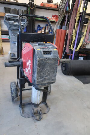Nedbrydningshammer25 kg MILWAUKEE MXF DH 2528 H (akku)