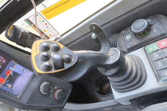 9T Gravemaskine WACKER NEUSON ET90 årg. 2021 m. ENGCON tiltarm