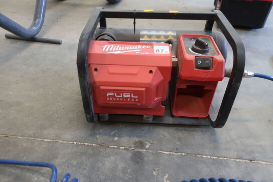 Kompressor MILWAUKEE (akku)