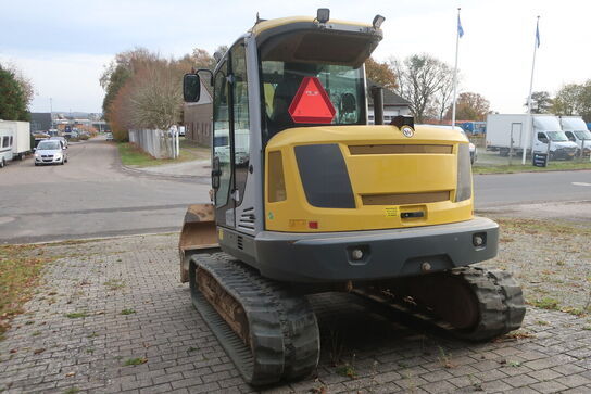 9T Gravemaskine WACKER NEUSON ET90 årg. 2021 m. ENGCON tiltarm