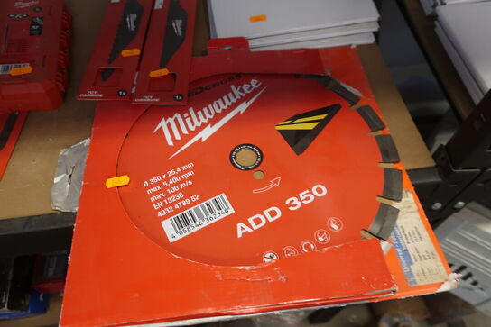 Skæreskive MILWAUKEE samt klinger og bor
