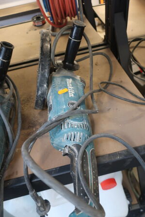 2 stk. vinkelslibere MAKITA GA9020R