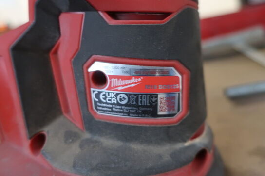 Sliber & slagnøgle MILWAUKEE (akku)