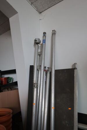 Div. stillads CUSTERS