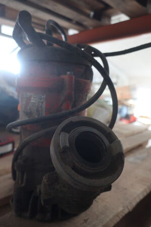 Div. dykpumper og slanger