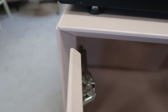 3 stk. skabe PAUSTIAN 